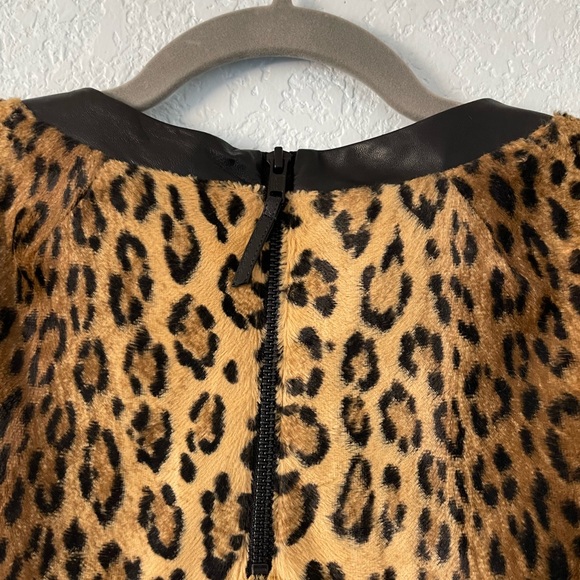 MILLY Animal Print Top - Picture 4 of 6